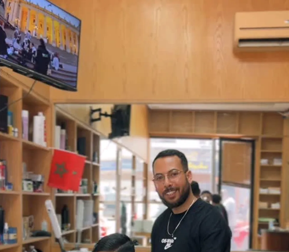 Intérieur du salon Barber Hicham 28, avenue Al Abtal à l'Agdal
